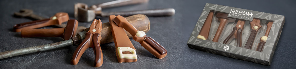 Werkzeuge aus Schokolade als Geschenk zum Männertag