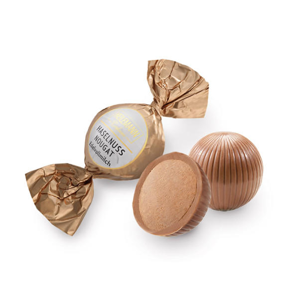 Schokoladen Kugeln mit Haselnuss Nougat Füllung